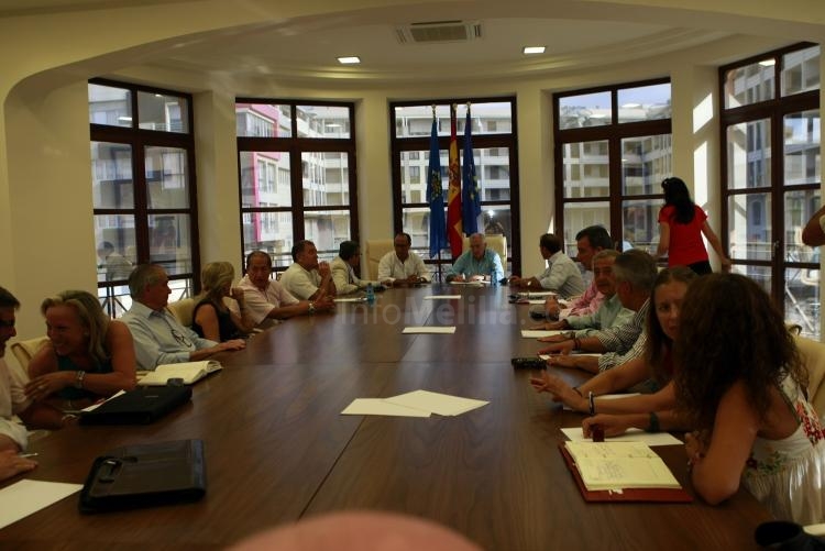 Ciudad y Delegación ponen en común sus gestiones y destacan la necesidad de coordinarse para evitar duplicidad de competencias