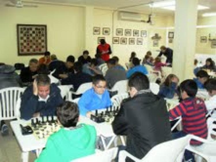Ajedrez: Éxito de partición y deportivo en el Torneo de Reyes 2012