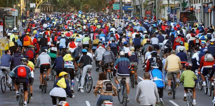 Todos pedaleando