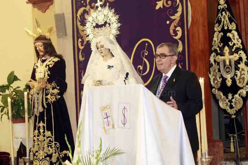 Un emotivo pregón proclamado por Antonio García Castillo da el toque de salida a la Semana Santa de Melilla 2012