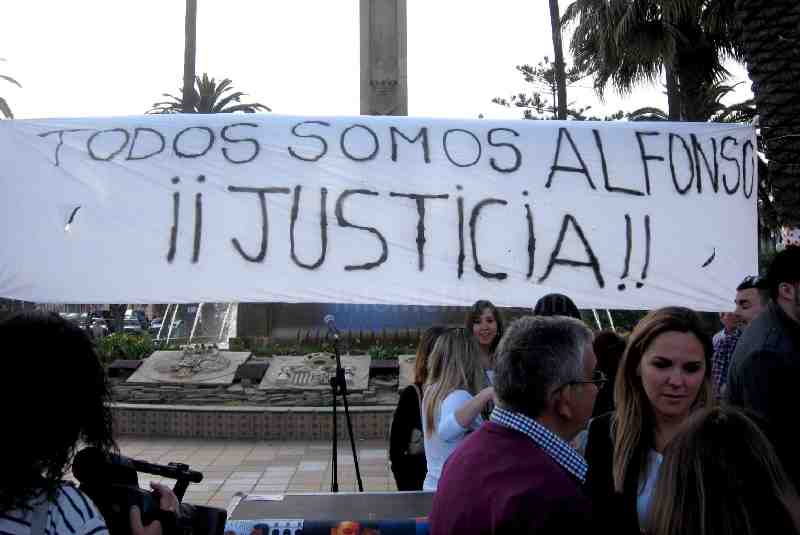 Una gran pancarta ha presidido el acto