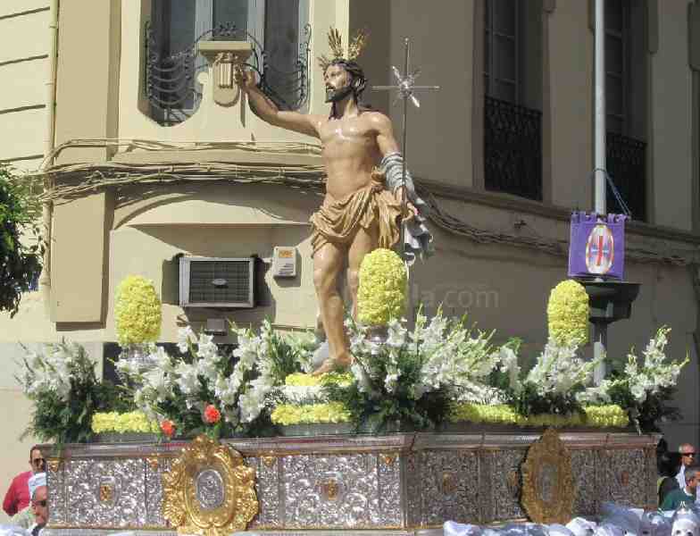 Alegría en las calles de Melilla: Cristo ha resucitado
