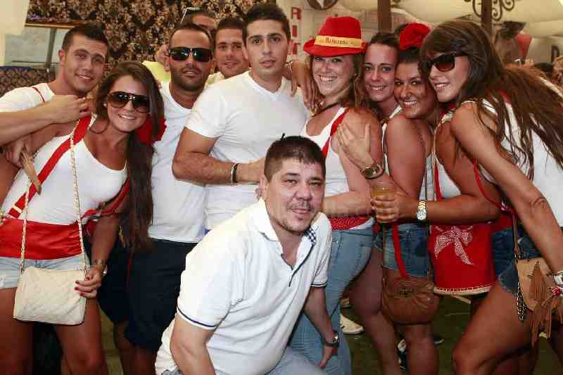 La fiesta y la diversión siguen siendo las reinas de la Feria de Melilla