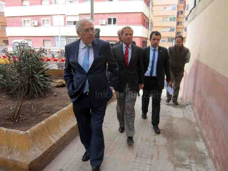 La Ciudad invierte 286.000 euros en completar la mejora de la accesibilidad de la urbanización Ciudad de Málaga