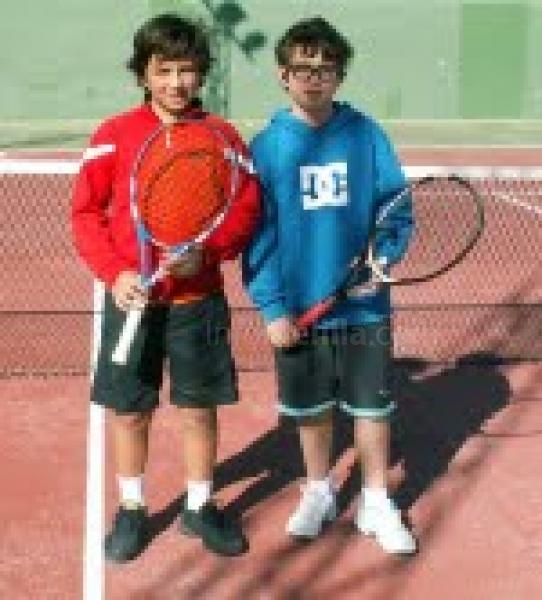 Este fin de semana finalizan los Torneos de Tenis en categorías Juveniles y de mayores de 35 años