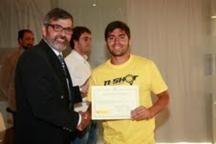 Los alumnos del curso de ‘Guía en Itinerarios en Bicicleta’ reciben sus diplomas