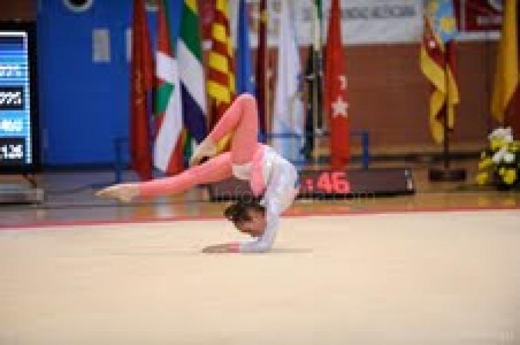 Mireia Gutierrez, una gimnasta con un futuro prometedor