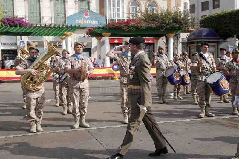Con el izado de la bandera española da comienzo la celebración del DIFAS 2012 en Melilla