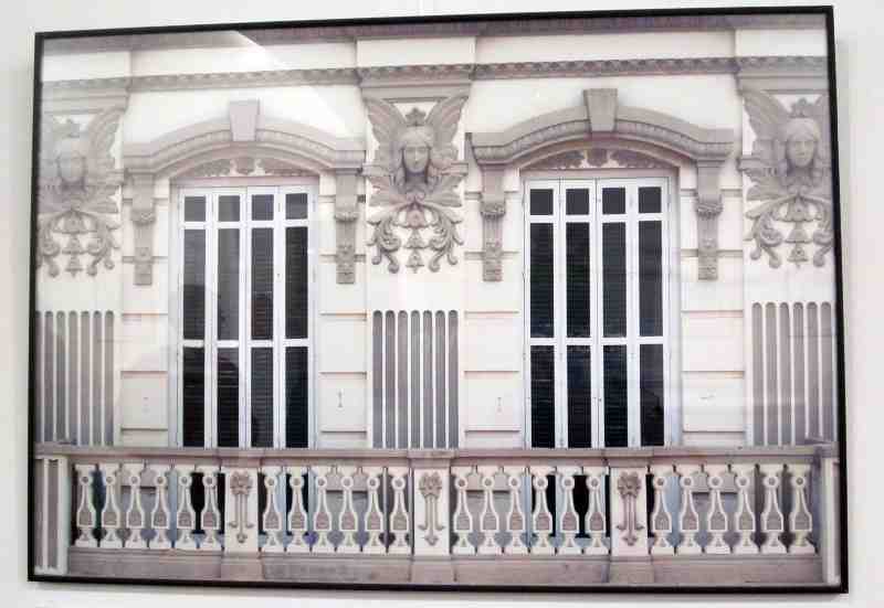El Hospital del Rey acoge una muestra fotográfica sobre la riqueza de los detalles arquitectónicos de Melilla