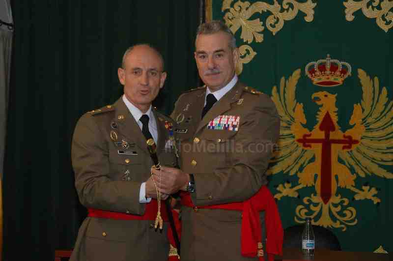La COMGEMEL impone la Faja por ascenso a Oficial General al Coronel Camarero Alenda
