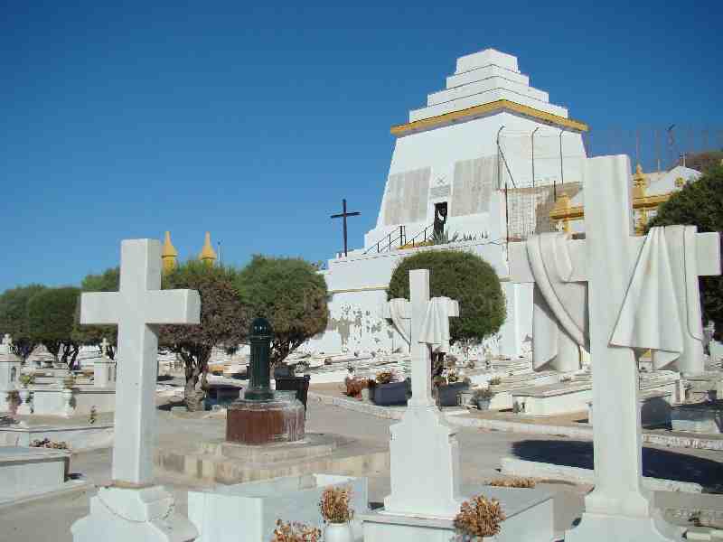 El Casino Militar acoge hoy una conferencia sobre ‘Laureados en el Cementerio de la Purísima Concepción’