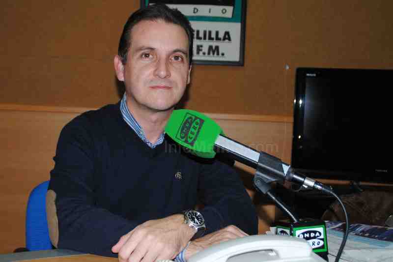 Escobar: “Los Presupuestos de la Ciudad son continuistas y no hacen frente ni a la pobreza ni al paro”