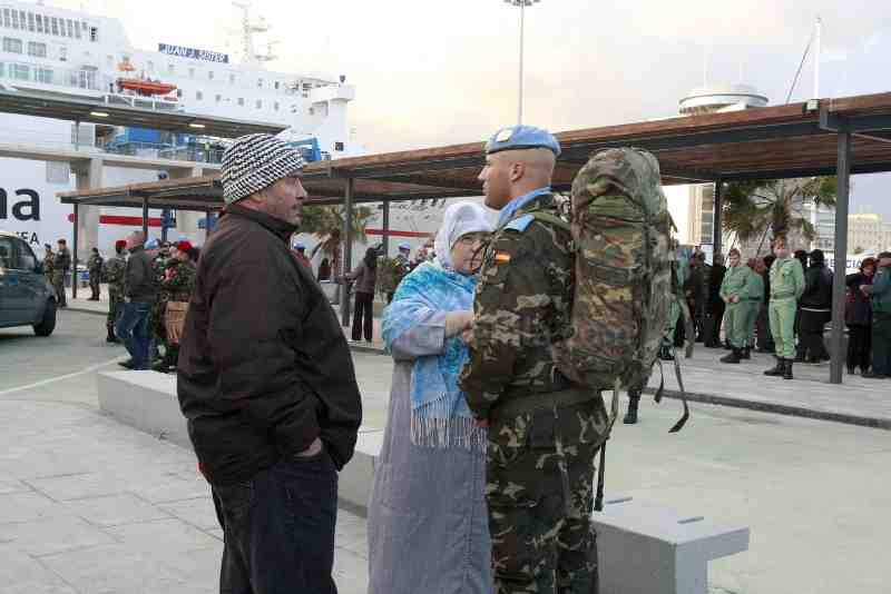 Melilla despide a 200 soldados que participarán en la misión del Líbano