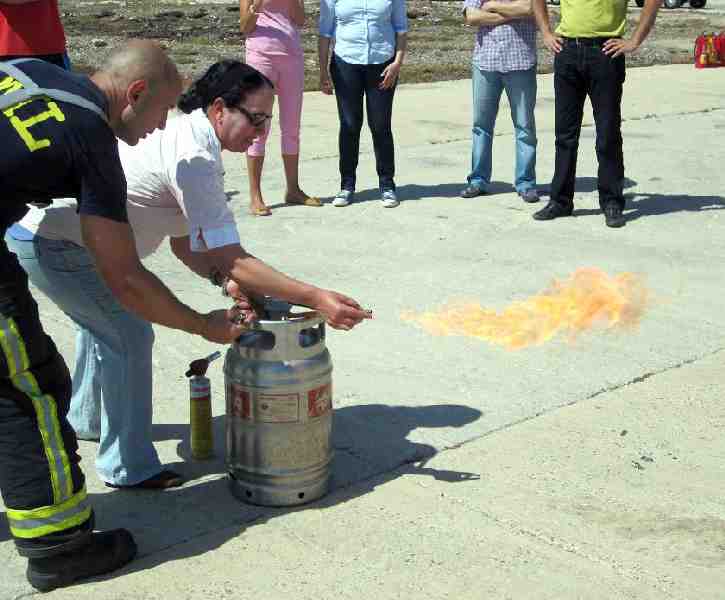 Personal de la Ciudad Autónoma participa en un curso de Prevención y Protección contra Incendios