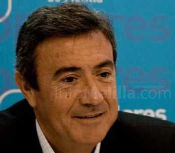 La Asociación de Docentes de Melilla presenta sus credenciales al director provincial de Educación