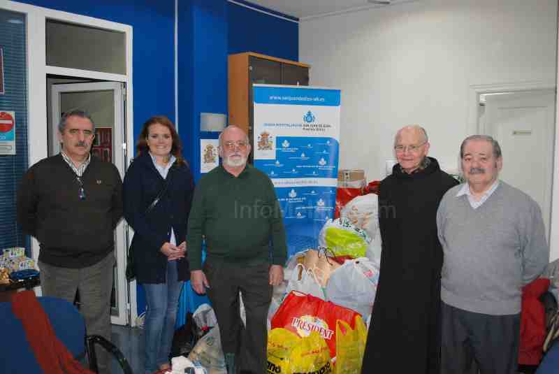 El bingo benéfico organizado por la Casa de Melilla en Granada se salda con éxito de participación