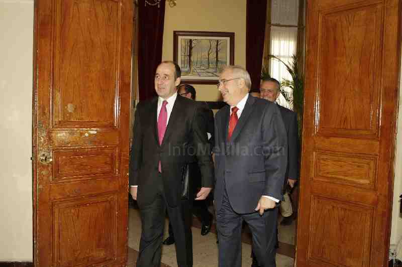 La Ciudad firma un convenio con Interior que permitirá a la Policía Local el acceso a los sistemas de comunicación de las FCSE