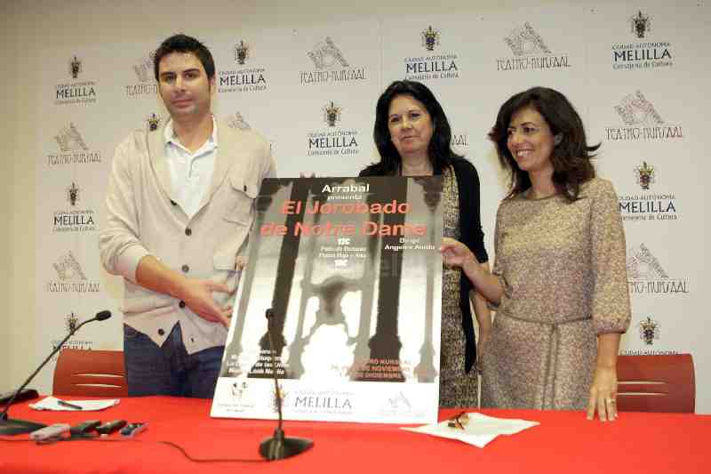 Puertas, Chocrón y Aledo durante la presentación del espectáculo