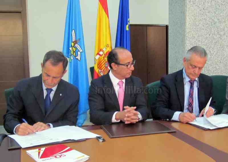Momento de la firma