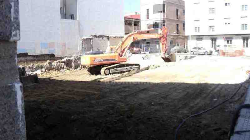 Corte del tráfico en la la zona de Villegas y Querol por ampliación de la red de fibra óptica