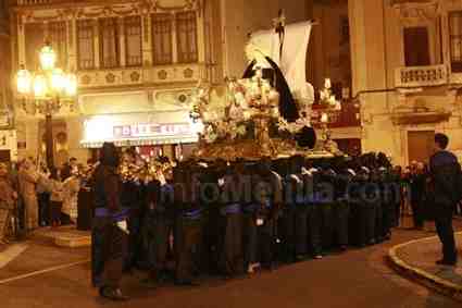 La Piedad llora la muerte de su hijo Jesucristo