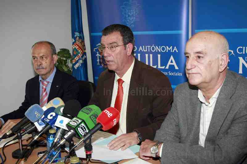 Sánchez, Miranda y Del Canto han explicado el motivo de los convenios