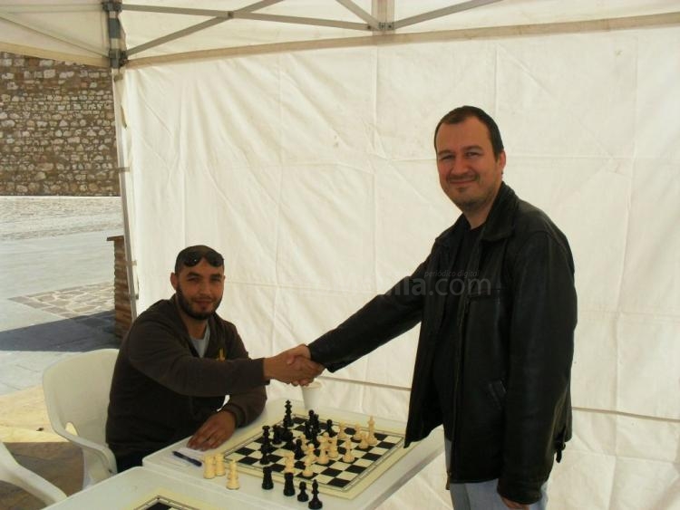 Tarek con el Maestro Internacional, Alexander Colovic