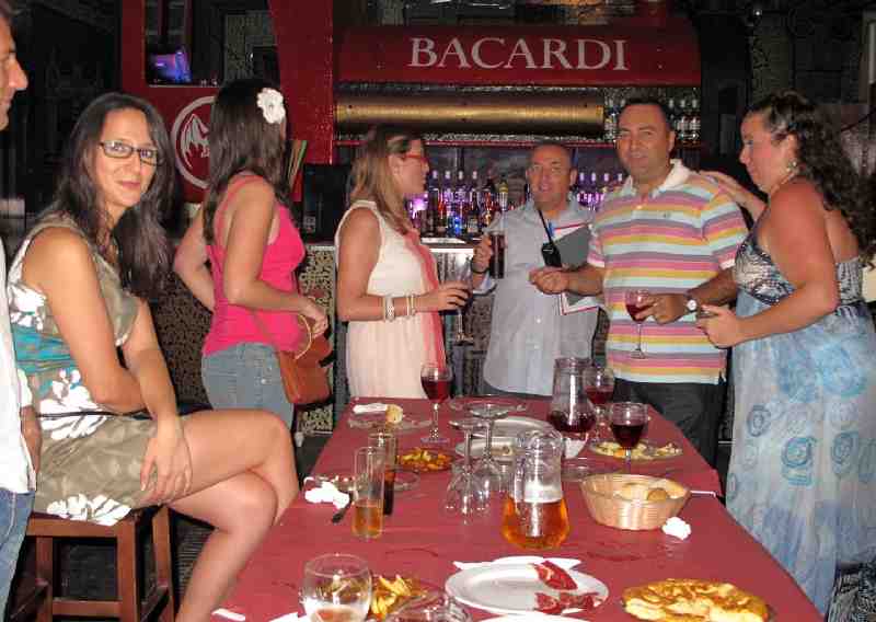 La Asociación de la Prensa celebró anoche su cena de Feria y eligió a su Miss y Mister Prensa Canalla 2012
