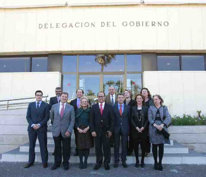 El Barkani posando junto a su equipo