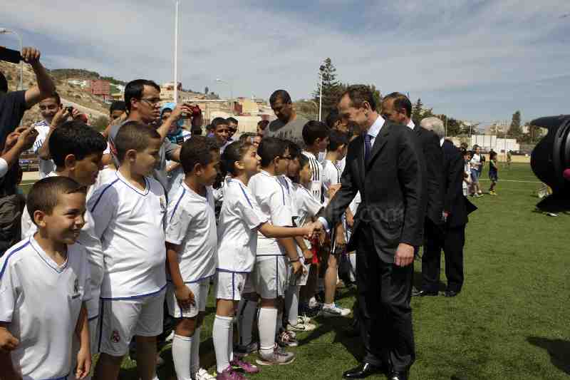 Butragueño clausura en Melilla curso de una escuela deportiva de integración