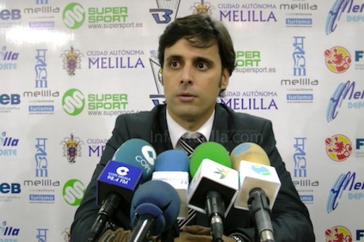 Alejandro Alcoba en rueda de prensa