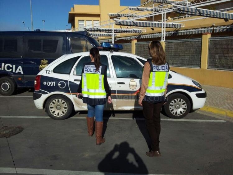 Detenidos dos jóvenes tras robar en el interior de una vivienda haciendo uso de las llaves de uno de los inquilinos