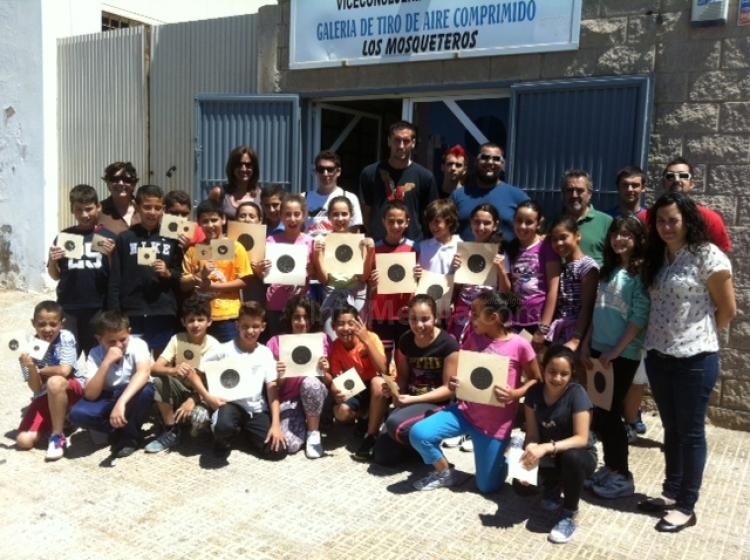 Foto de familia de los alumnos de 5º Curso de Enseñanza Primaria del CEIP Real