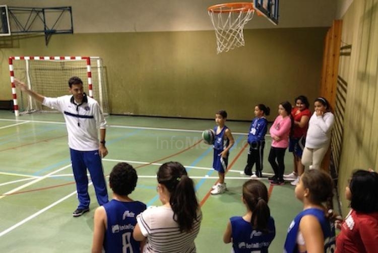 Baloncesto base: Fin de las jornadas de mejora y perfeccionamiento para entrenadores de cantera
