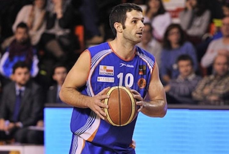 El escolta gallego visitará por primera vez el que durante tres temporadas fue su cancha en la Adecco Oro como jugador del Melilla Baloncesto