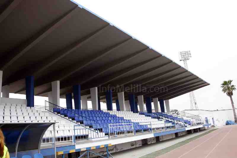 Reparan la visera del estadio municipal y prevén mejoras en aparcamiento