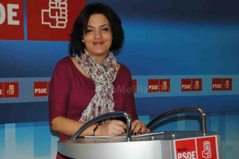 El PSOE asegura que Robles ha hecho dejación de funciones con el servicio de ambulancias