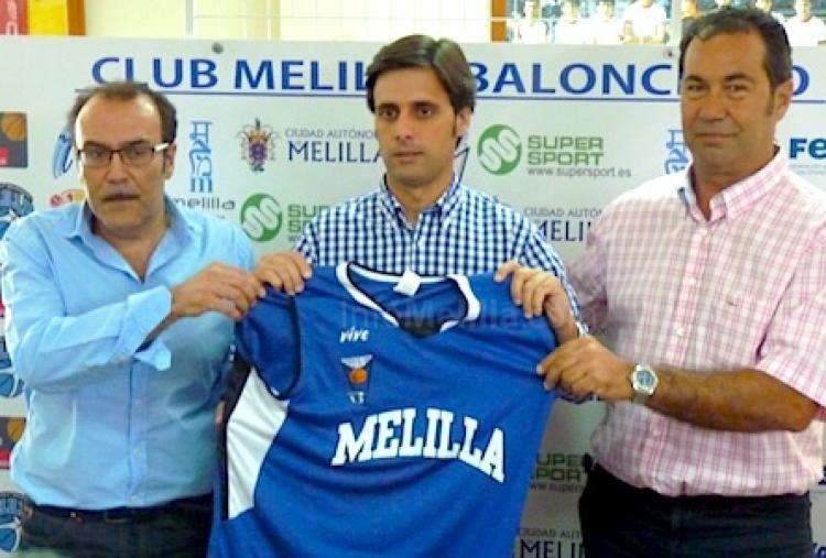 Alejandro Alcoba en su presentación: En mi mente no hay otra idea que devolver al club donde se merece"