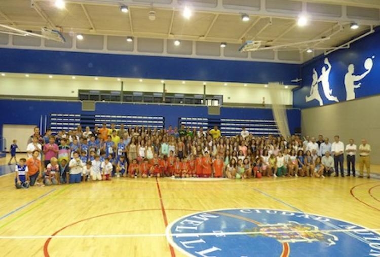 La cantera del Club Melilla Baloncesto presente en la entrega de trofeos de la Federación Melillense de Baloncesto