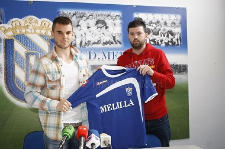 David Vázquez el día de su presentación durante el mercado de invierno