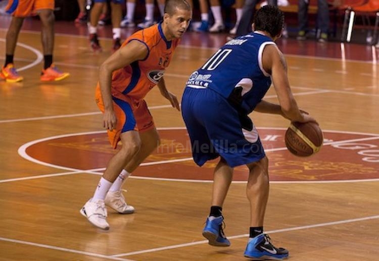 Un sólido Ford Burgos no da opción al Melilla Baloncesto (66-53)