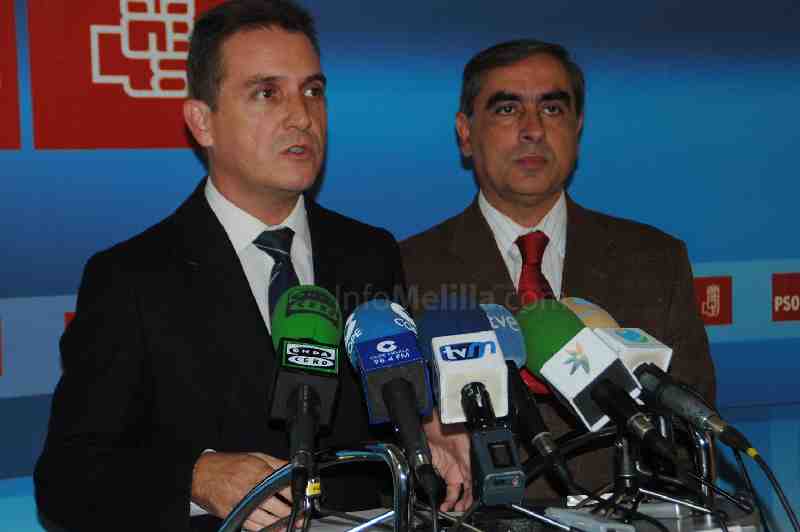 Gregorio Escobar junto a José Martínez Olmos