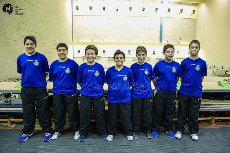 Equipo alevín de carabina y pistola