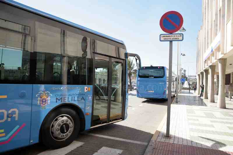 La COA dispone desde hoy de cuatro nuevos autobuses cofinanciados por el Gobierno local