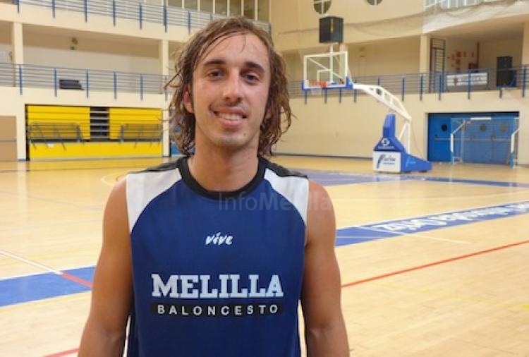 El joven base melillense Pelayo Larraona