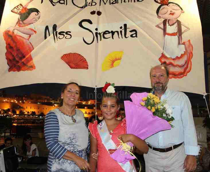 Ana Pérez Quiles, elegida Miss Sirenita 2013 en el tradicional concurso de belleza del Club Marítimo