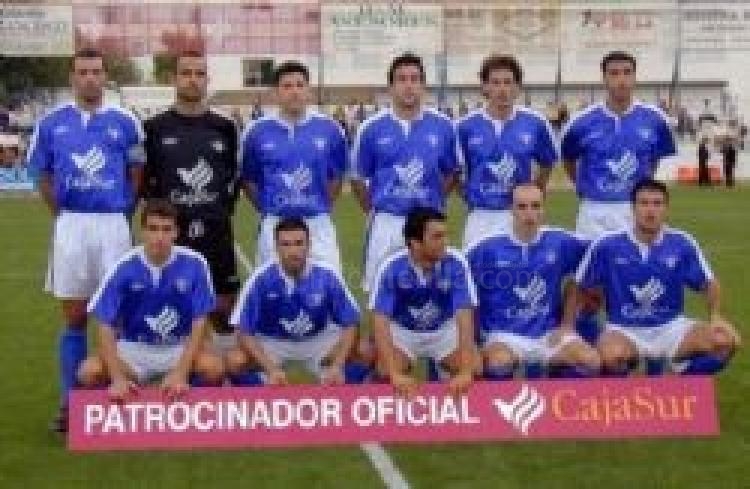 Una de las formaciones iniciales del Écija Balompié rival del Melilla este próximo domingo aquí en c