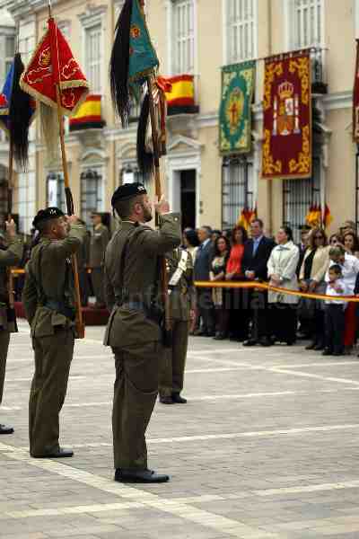 Melilla homenajea a los Héroes de Taxdir que dieron su vida por España