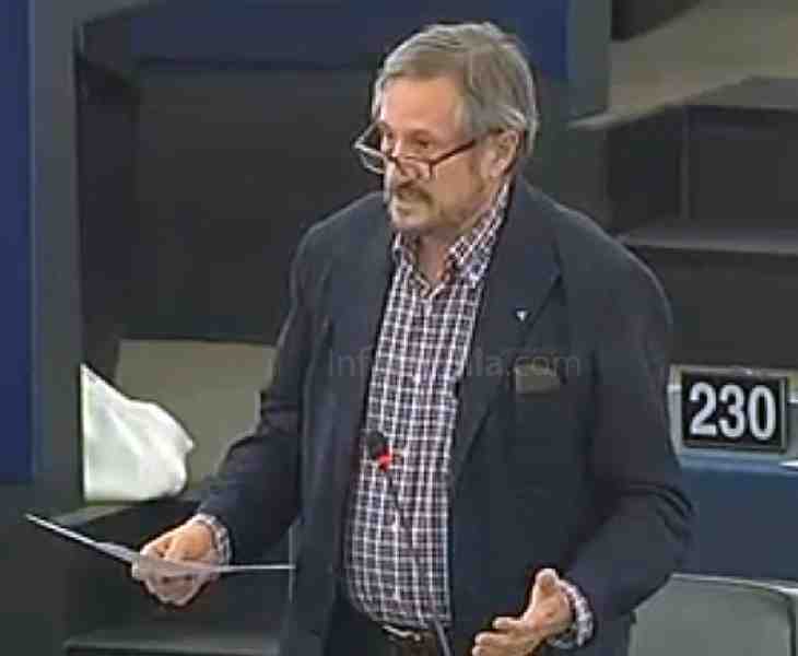 IU denuncia en Bruselas la "discriminación" a los transfronterizos