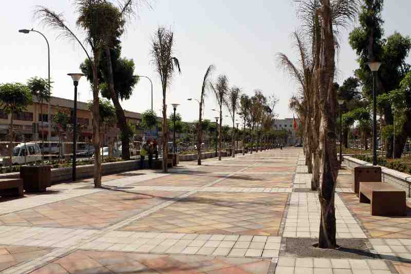 Melilla mejora los alrededores de la frontera con un nuevo paseo
